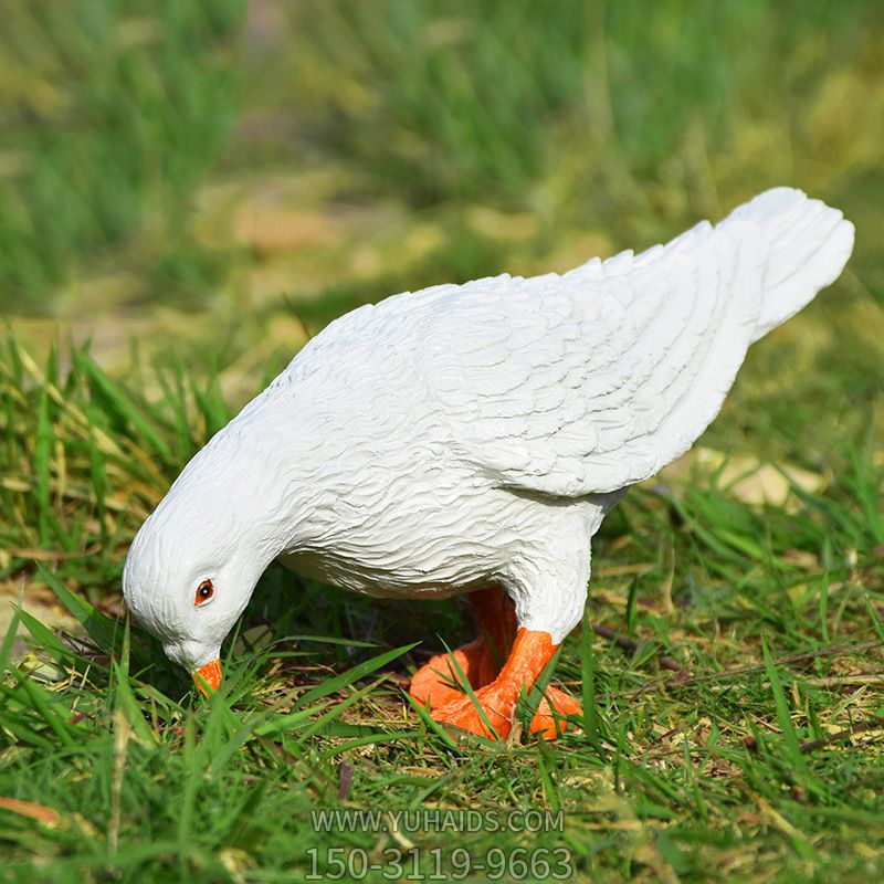 公園戶外景區創意玻璃鋼仿真覓食鴿子雕塑