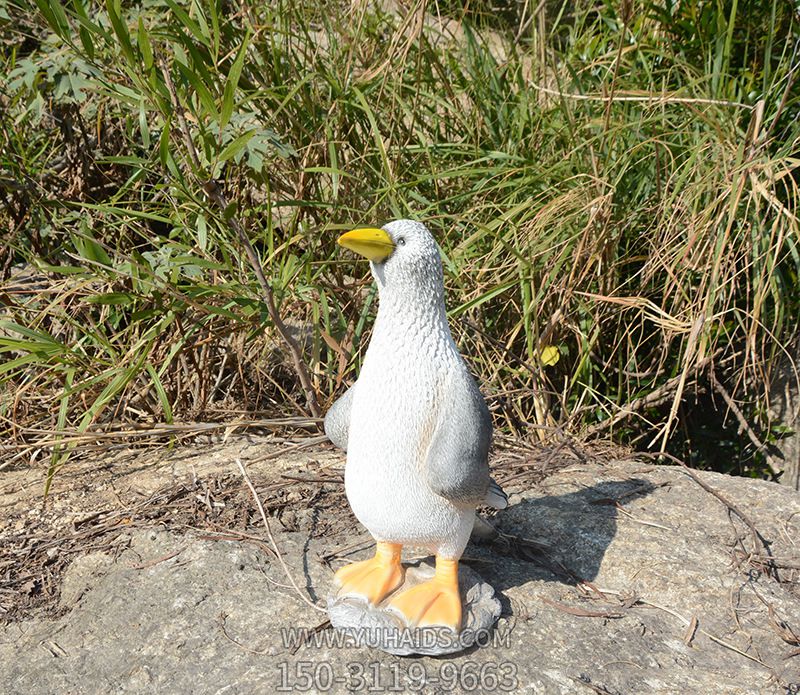 戶外公園景區創意玻璃鋼仿真動物彩繪雕塑