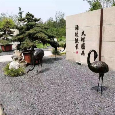 仿銅生態園動物園抽象仙鶴雕塑