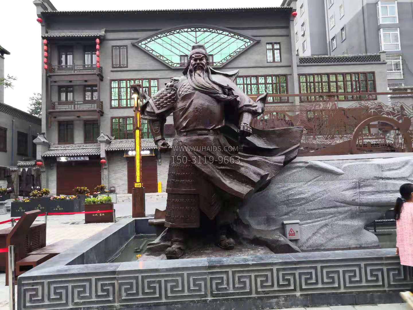 單刀赴會(huì)關(guān)羽銅雕塑像